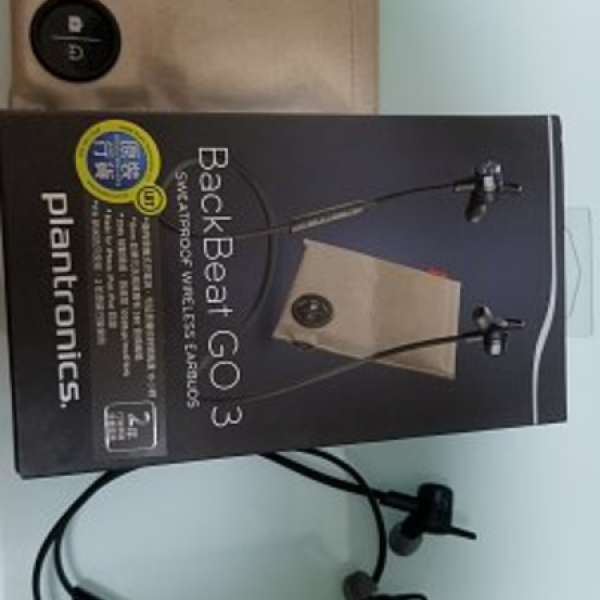 Plantronics backbeat go 3 Bluetooth earbuds 連電池袋