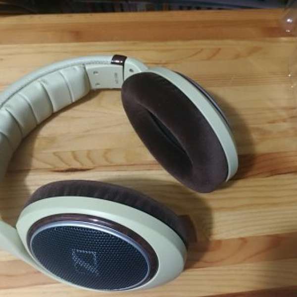 Sennheiser HD 598