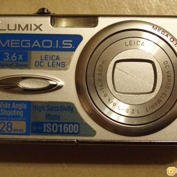 Panasonic DMC-FX01 leica lens F/2.8