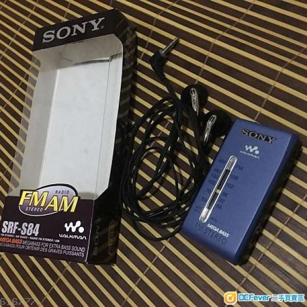 Sony SRF-S84 FM/AM  98%新索尼收音機 (街價$230)