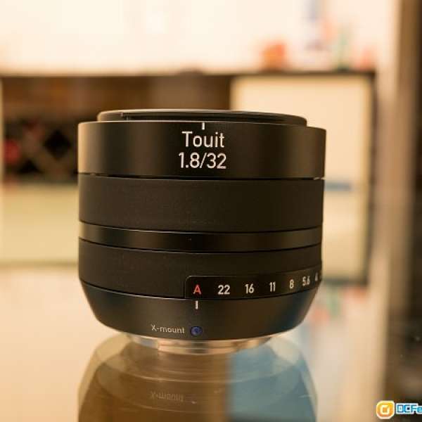 Carl Zeiss Distagon Touit 32mm F1.8 (Fuji X mount) Fujifilm