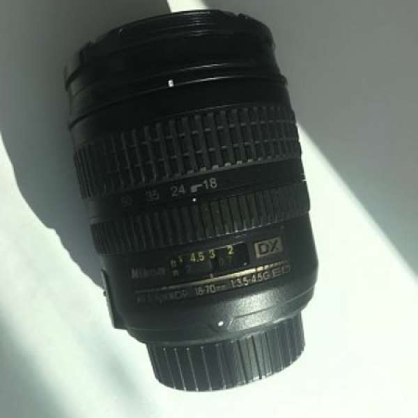 Nikon 鏡頭2支-18-70mm/F3.5-4.5($750)及55-200mm/F4-5.6($350)