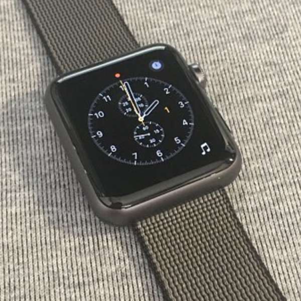 Apple Watch 42mm (Series 1) 黑色 有Apple Care保到2018年5月