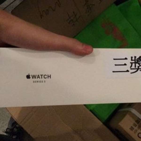Apple Watch s3  series 3 全新