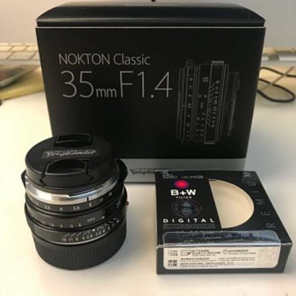 極新 Voigtlander Nokton Classic 35mm F1.4 水貨 95% new 長放電子防潮箱 有單 有盒