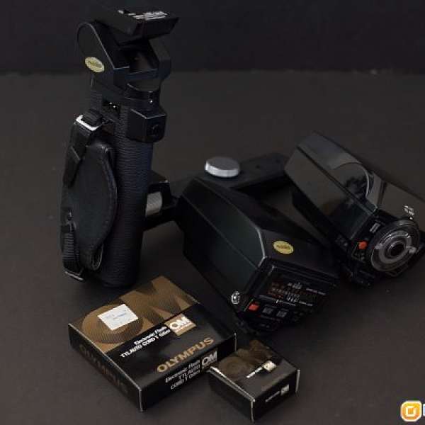 Olympus OM T32 & Quick Auto 310 & Bounce Grip 2 + TTL cord&M.grip cord