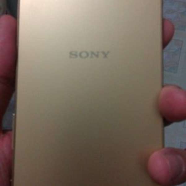 抽獎禮物Sony Z5 E6683 金色 ，1年原廠保養,