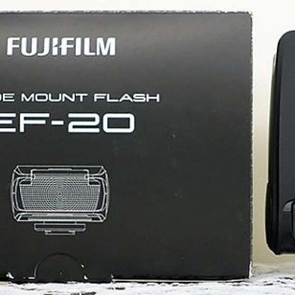 出售 Fujifilm EF-20 閃燈