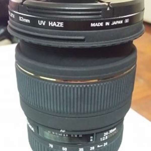 SIGMA  24-70mm  1:2.8 EX(DG),DC 17-70mm 1:2.8-4.5 ，2鏡，售$2200