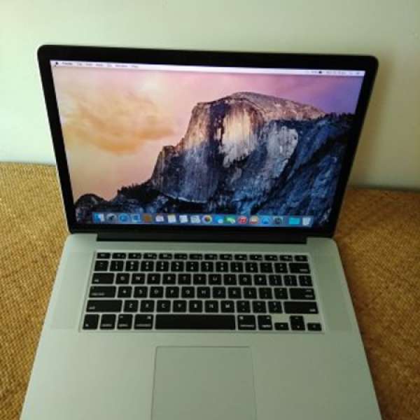 Macbook Pro 15 retina 2015 Mid with box 16G ram 256G ssd