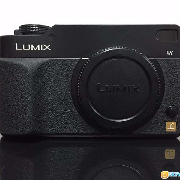 4/3 單反 Panasonic Lumix DMC-L1  (Leica Digilux 3) M8 M9