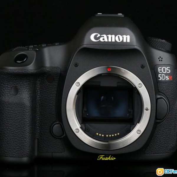 全新 Canon EOS 5DSR 行貨 快門28張 連全新配件總市值5千幾蚊, 可換5D4/1DX2/6D2/A...