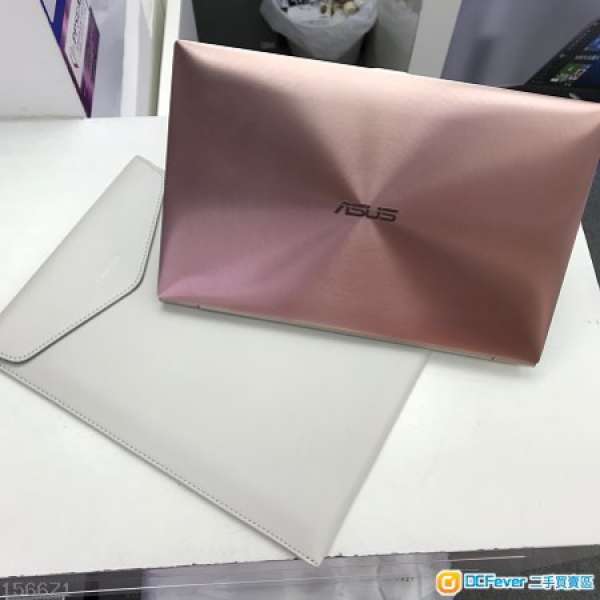 ASUS Zenbook UX21e (11.6" / i5-2467M / 128G SSD) Ultrabook