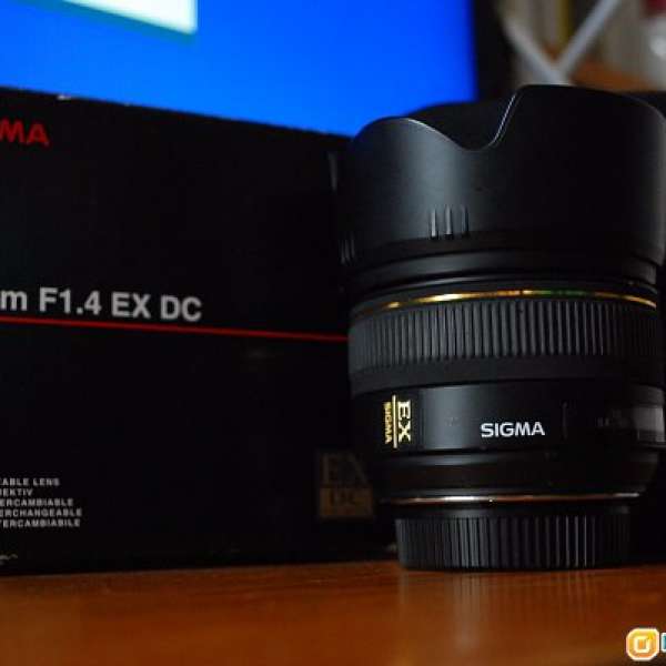 Sigma 30mm f1.4 EX DC Nikon mount