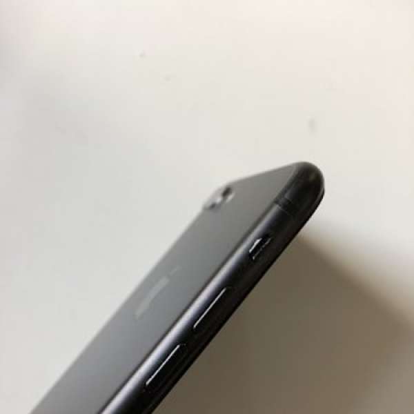 iPhone 7 Plus 128GB Black 9成新 齊盒齊配件 送康寧全包玻璃保護貼