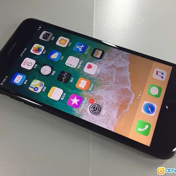 Apple iPhone 7 Plus 5.5  *256GB 香港行貨 亮黑 *98%new ! *