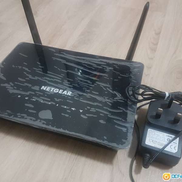 Netgear AC1200 R6220 Router