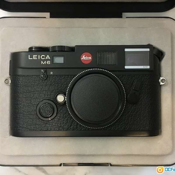 Leica M6 TTL 0.72 (Black Chrome)