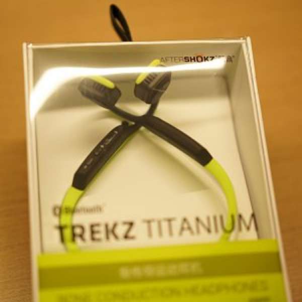 AfterShokz Trekz Titanium Wireless Bone Conduction Headphones 骨傳導耳機