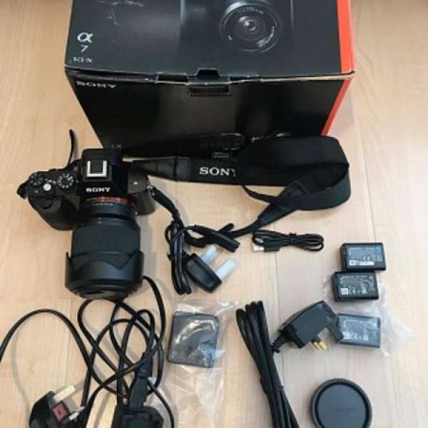 二手 Sony A7 with 28-70mm kit lens