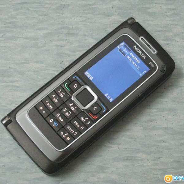 新淨, 全正常, Nokia E90