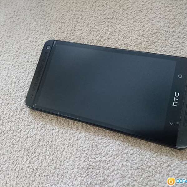 HTC One M7 32GB 連背殻及2塊保護貼