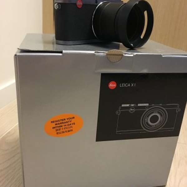 Leica X1，銀色,有盒