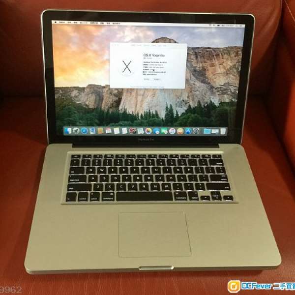 MacBook Pro 15寸，i5 -2.4GHZ CPU，8GB內荐，120GB SSD +1TB硬盤