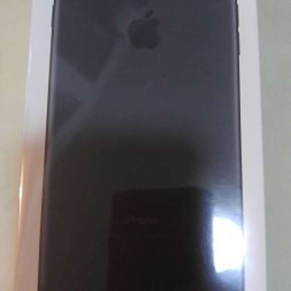 iphone 7plus matt black 32g 全新未拆盒 not iphone 7