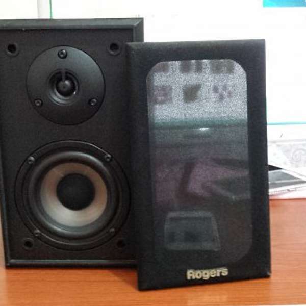 Rogers Rc200 英國surround  speakers 注意……只有一隻、屯門良景自取