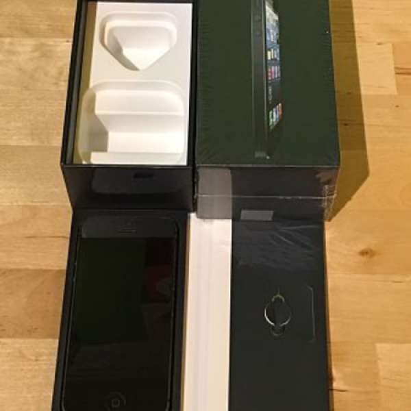 iPhone 5 克色 16g（5-6成新）行機有盒無配件一齊正常！
