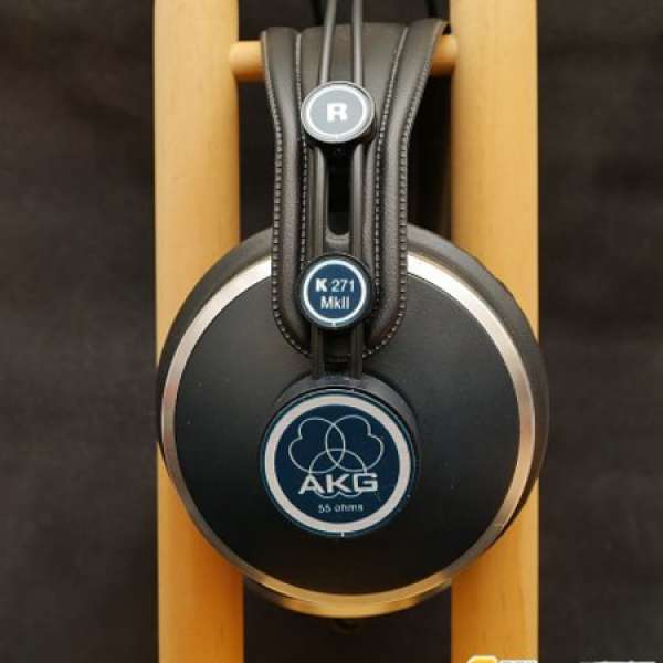 AKG K271 MKII 封閉式耳機