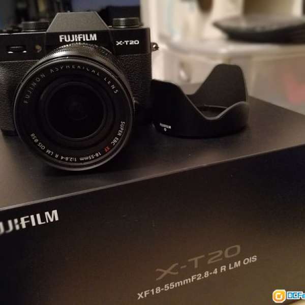 99%新黑色Fujifilm X-T20 18-55 len kit 行貨連1負電,未登記保養