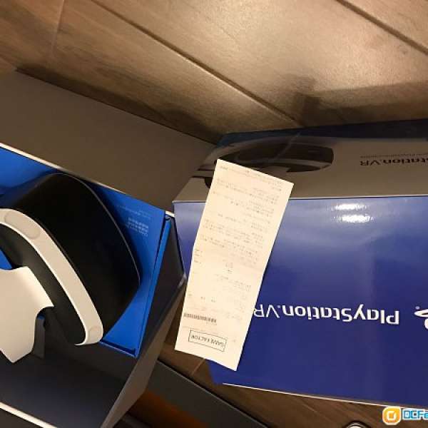 行貨齊盒近100%新 PlayStation VR 有保養