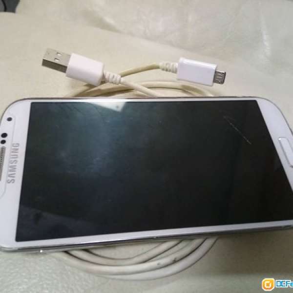 跌過宜家無顯示的三星行貨Samsung GALAXY S4 LTE I9505 白色（絕對無拆過維修或入水）