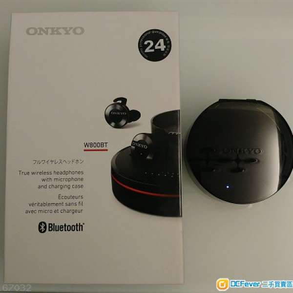 Onkyo w800bt earphone 95% New