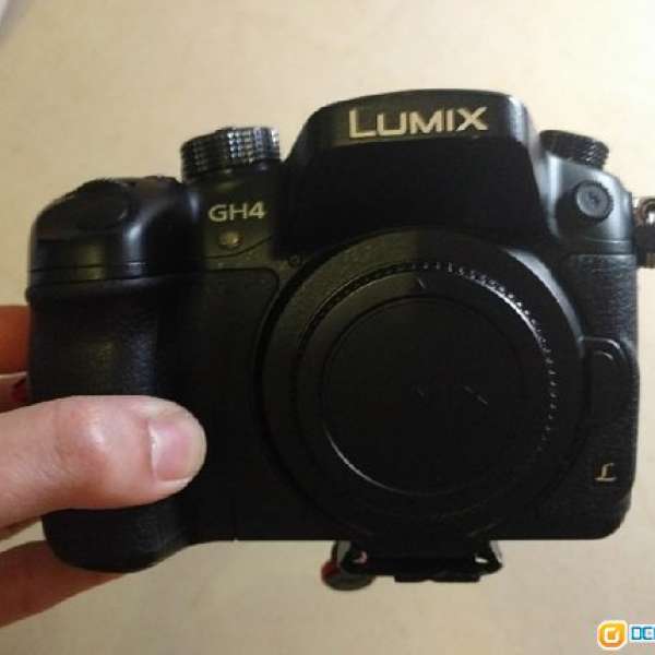 GH4 body with box 90% new