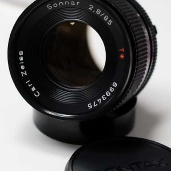CONTAX Carl Zeiss Sonnar 2.8/85 *T Lens made in Japan