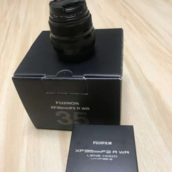 Fujifilm Fujinon 35mm F2 WR 連原廠金屬hood