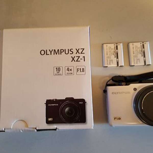 出售95成新行貨Olympus XZ-1 數碼相機白色 一部