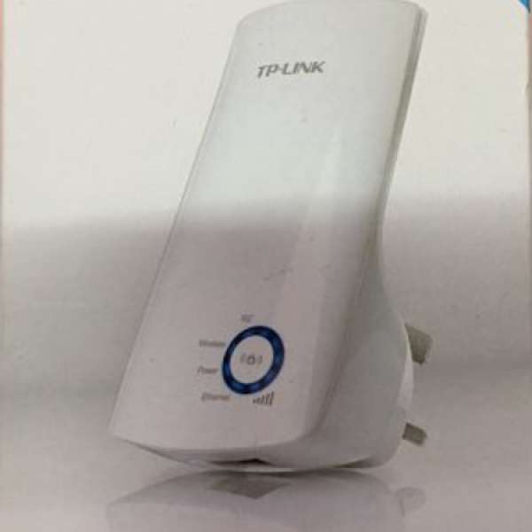 TP-LINK最新插牆式 11n 300M Universal Wireless N Range Extender