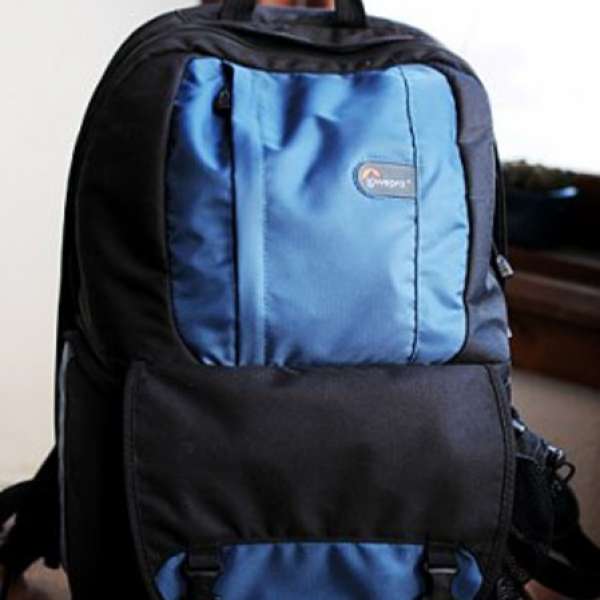 LOWEPRO fastpack 200 Blue