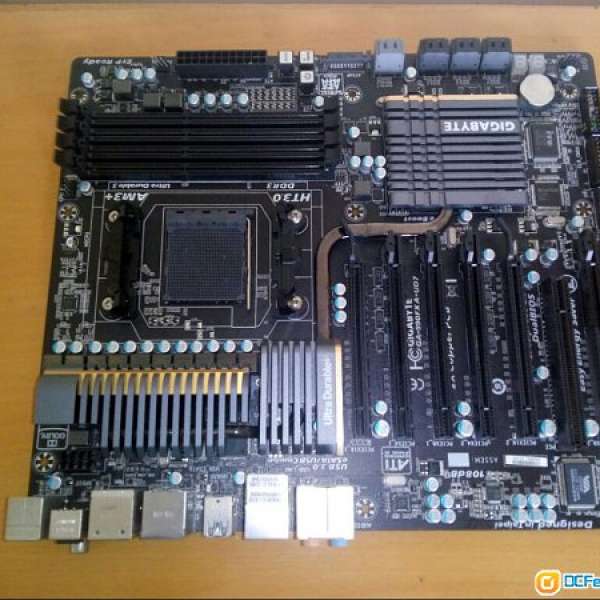 (罕有高階AM3+) GIGABYTE AMD 990X 底板連背板 (GA-990FXA-UD7)100%正常