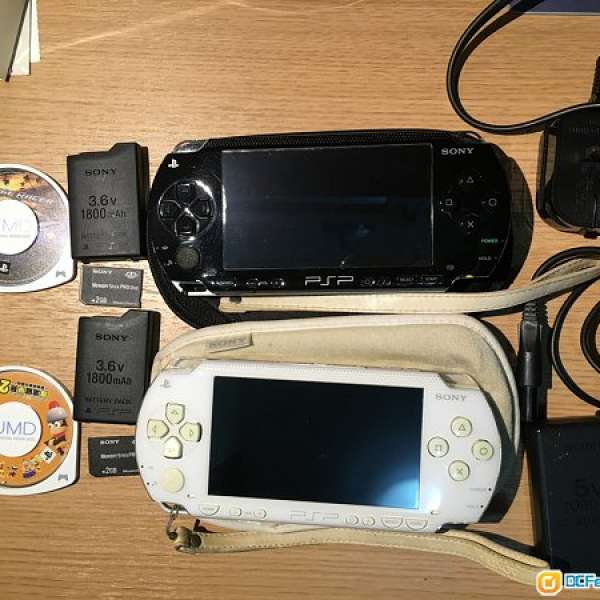 PSP 兩部 (黑、白) PlayStation Portable Model 1006