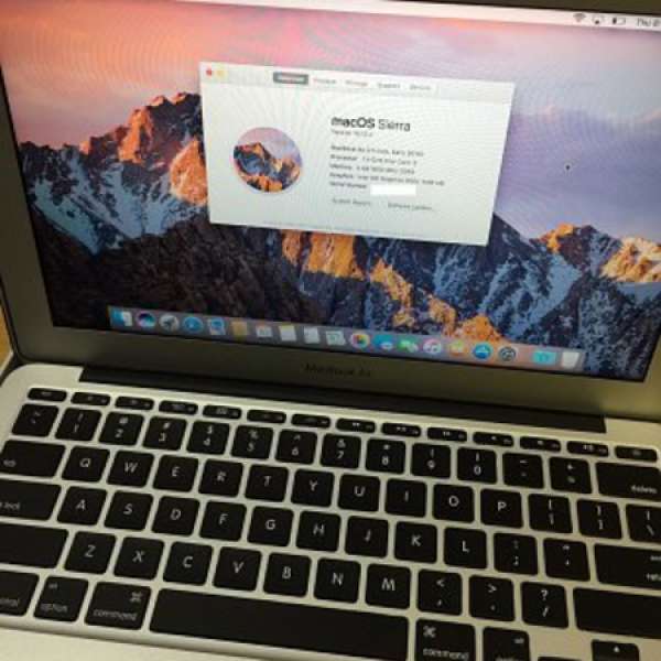 Apple MacBook Air 11 inch, Early 2014 128GB i5
