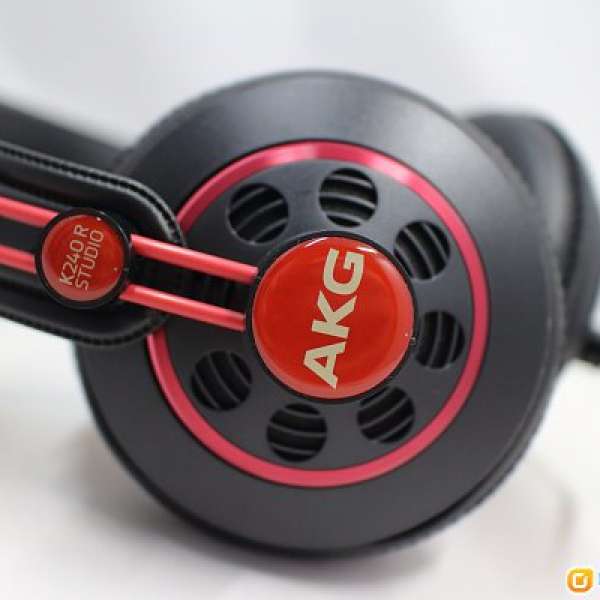 99.9% new AKG K240R STUDIO