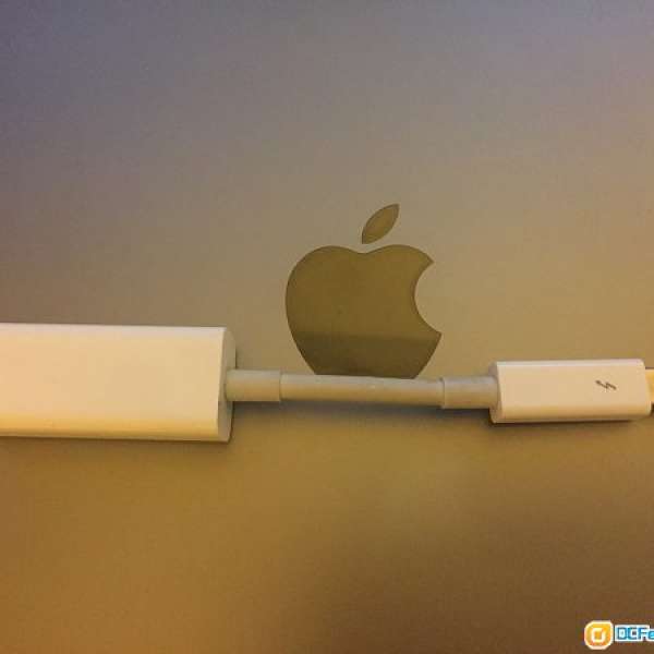 Apple Thunderbolt to Gigabit Ethernet Adapter / Cable