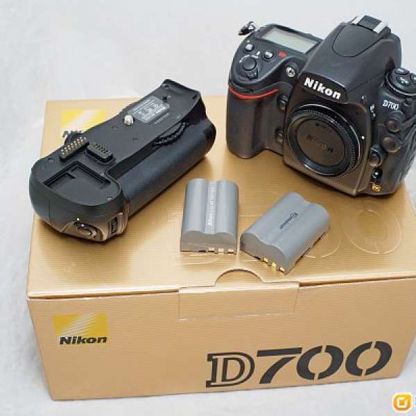 Nikon D700 (送副廠直倒)