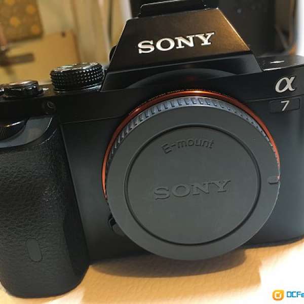 Sony a7 ilce 7 第一代 八成五新 淨機身 body 行貨過保