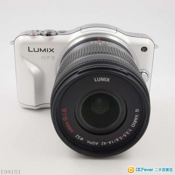 panasonic gf3 white with 14-42 OIS lens 近全新